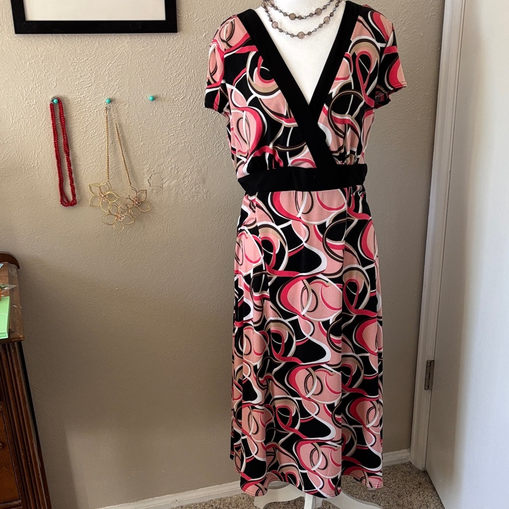 Clear out!!  Geometric Print Pink and Black Patterned Dress size 12